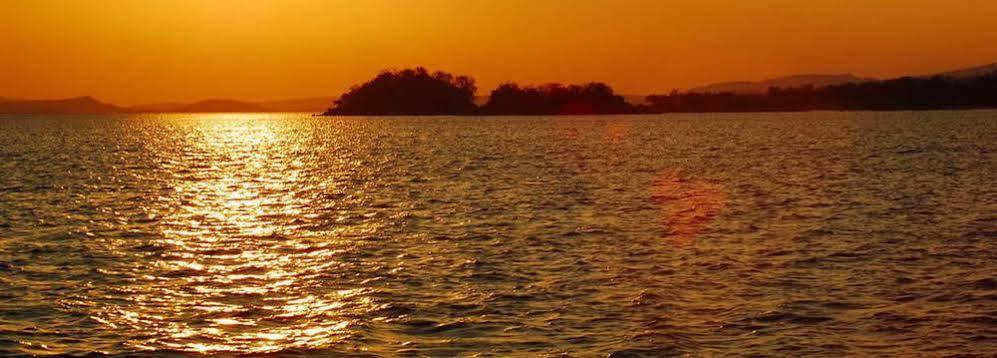 Lake Kariba Inns Siavonga Eksteriør billede